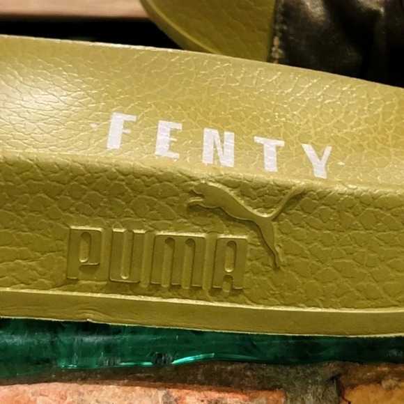 PUMA Fenty x Bow Slide 'Olive' Wmns  Sz 8.5 #365774-01 - Picture 8 of 12